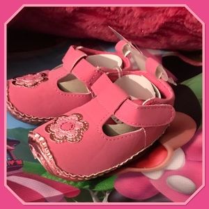 🌸NWT🌸5/$15🌸Pink Mary Jane Walking Shoes🌸